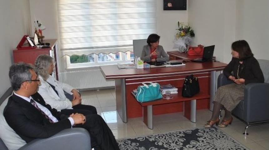 Ak Parti'den Engellilere Ziyaret