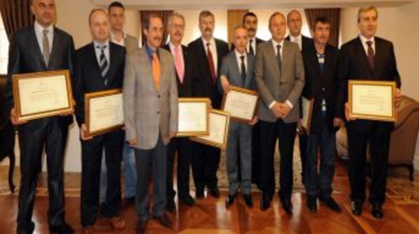 İstihdama Katkıda Bulunanlara Teşekk&uuml;r Plaketi