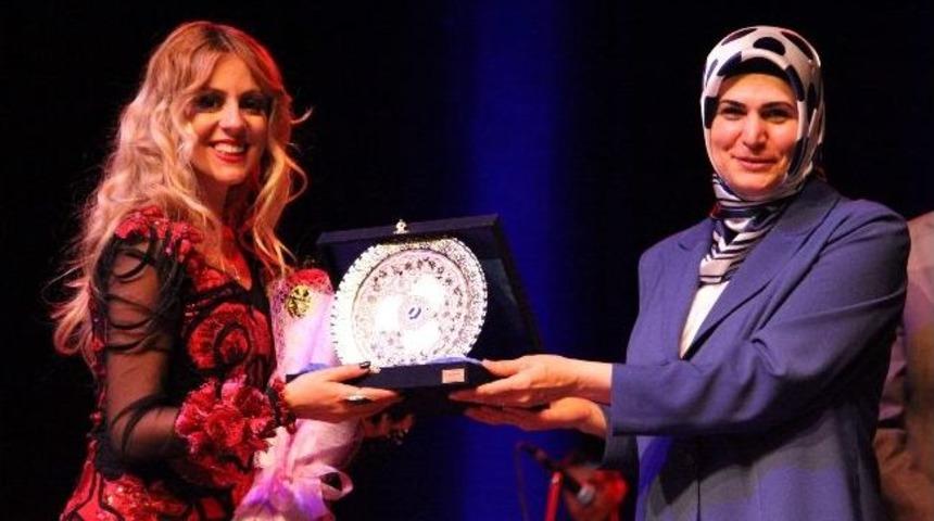 Uşak &Uuml;niversitesi&rsquo;nden &ldquo;anneler G&uuml;n&uuml;&rdquo; Etkinliği