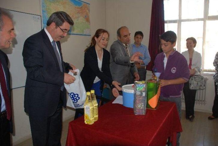 Öğrenciler Atık Yağ Topluyor G3