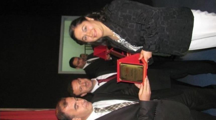 Azizeye Eğitim Kurumları D&uuml;nya Hemşireler Haftasını Kutladı