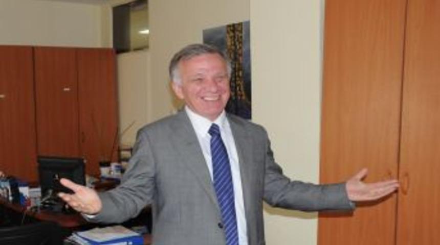 'Birimlerini Kapatan Yalova Belediyesi &Ccedil;alışanlarını Evine G&ouml;nderiyor'