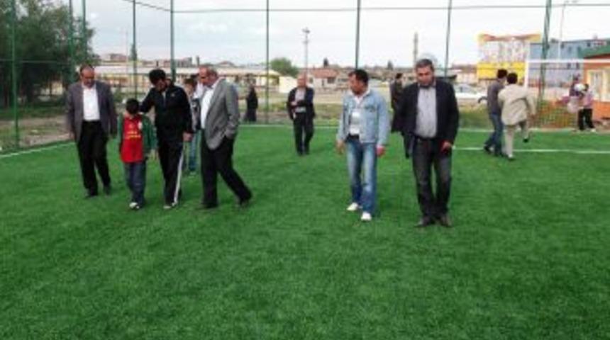 Y&ouml;r&uuml;koğlu Halı Saha T&ouml;renle Hizmete A&ccedil;ıldı