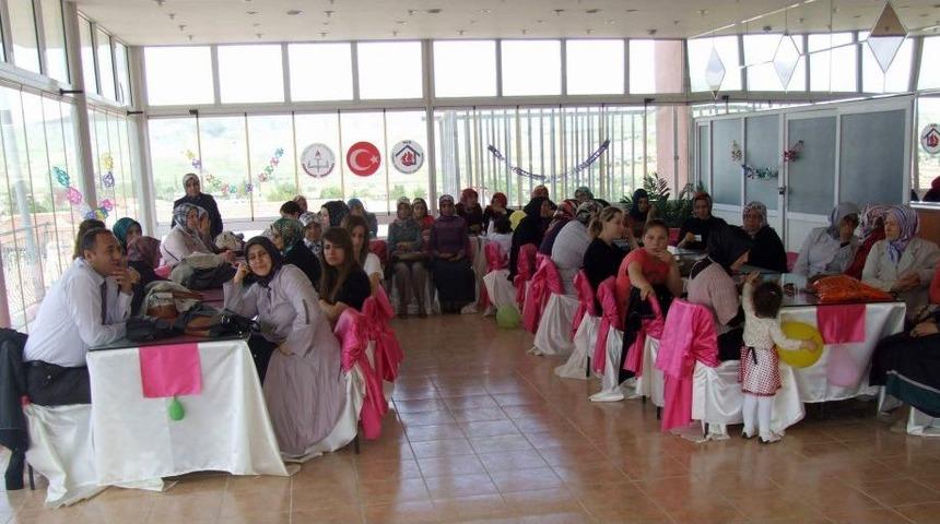 Yerk&ouml;y&rsquo;de Anaokulu &Ouml;ğrencilerinin G&ouml;sterisi Beğenildi