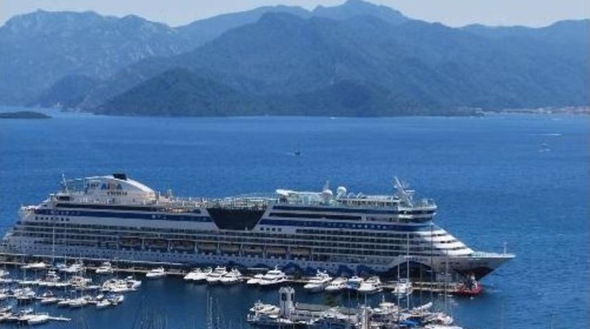 Y&uuml;zen Otel Marmaris'te