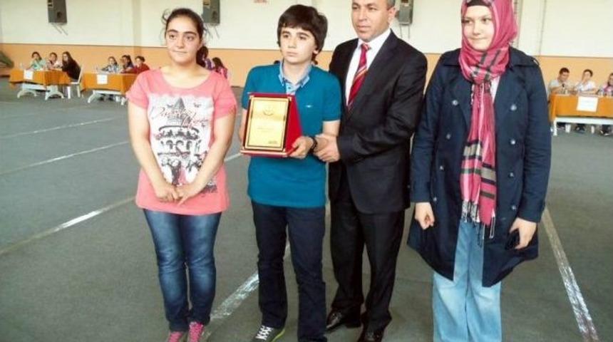 G&ouml;nen'de Ortaokullar Arası Bilgi Yarışması