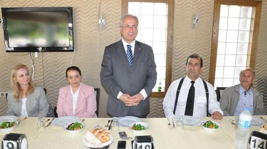 Koruyucu Aileler Yemekte Buluştu