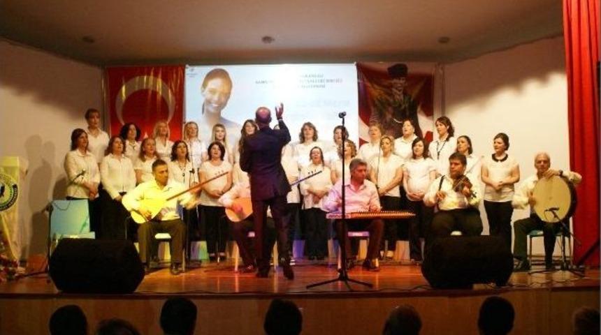 Gazi'de Ebelik Ve Hemşirelik Haftası Kutlaması