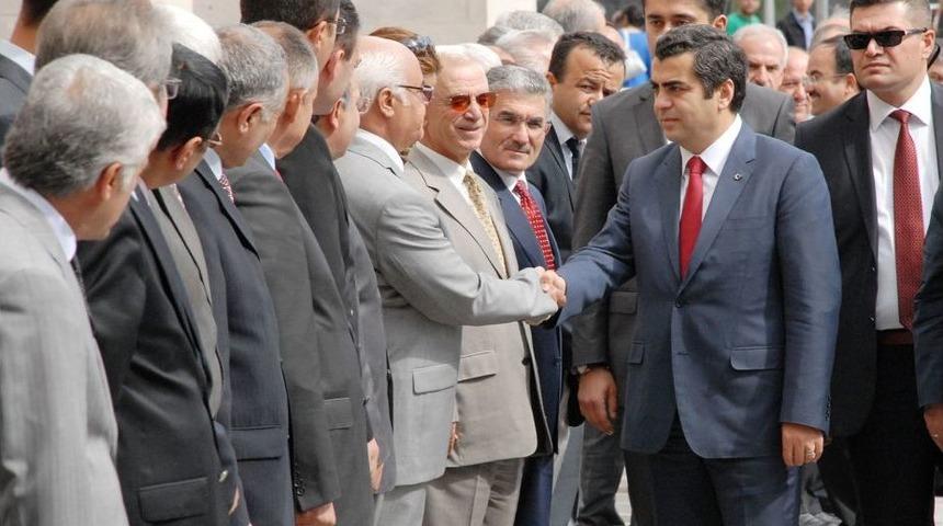 Vali Orhan D&uuml;zg&uuml;n: Kayseri&rsquo;ye En Iyi Hizmeti Yapmaya &Ccedil;alışacağız