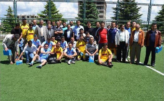 Kaski &Ccedil;alışanları Futbol Turnuvası nda Ter D&ouml;kt&uuml; 1