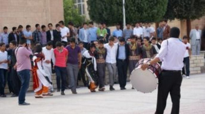 Halaylı bilim fuarı