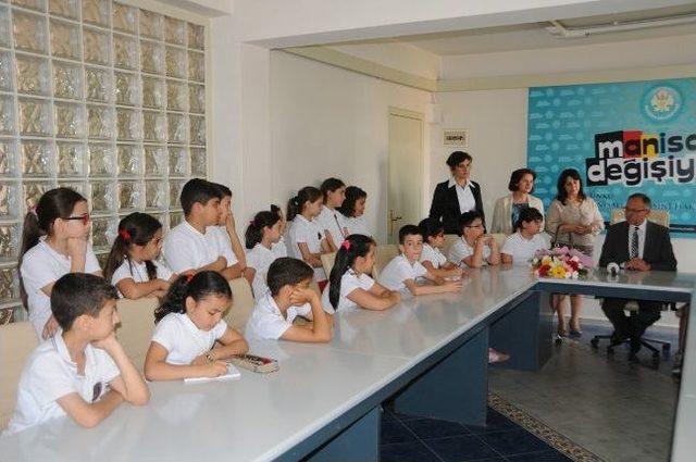 Ülkem Koleji Öğrencilerinden Manisa Belediyesi ne Ziyaret 1