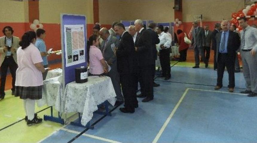 &Ouml;ğrencilerin Eserleri Bilim Fuarı&rsquo;nda Sergilendi