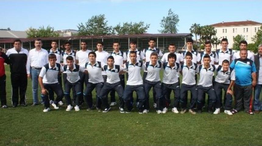 Manavgat Belediyesporlu Futbolcular Zehirlendi