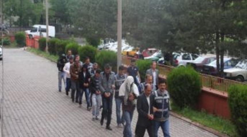 Karab&uuml;k&rsquo;te Uyuşturucu Operasyonunda 8 Kişi Serbest Bırakıldı