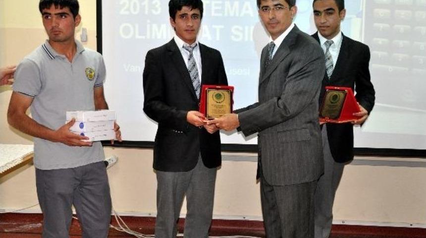 Matematik Olimpiyatları &Ouml;d&uuml;lleri T&ouml;renle Verildi