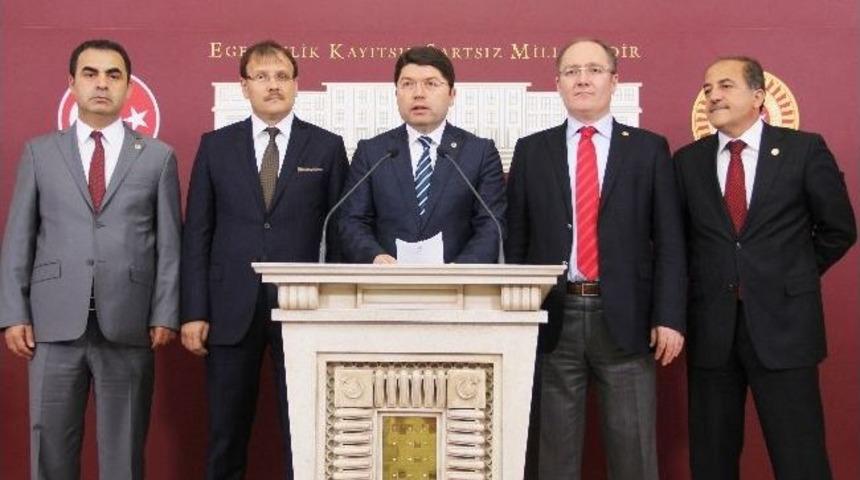 Ak Partili Milletvekilleri Meclis'te, Ap Sosyalist Grup Başkanı Swoboda&rsquo;nın A&ccedil;ıklamalarını Okudu