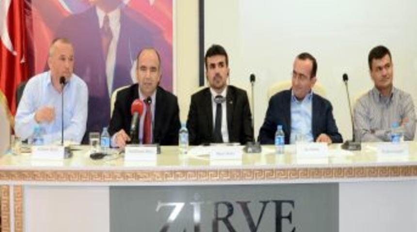 T&uuml;rkiye&rsquo;nin Dış Politikasında Yaşanan Gelişmeler Zirve&rsquo;de Masaya Yatırıldı