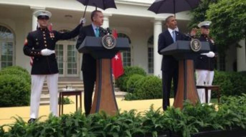 "beraber Islandık Yağan Yağmurda"