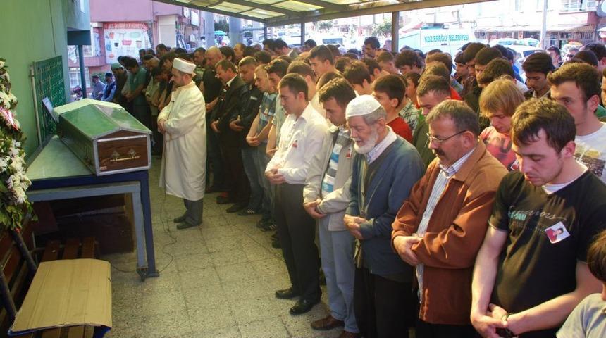 Acılı Baba: Bu Illetten Başka Canlar Yanmasın