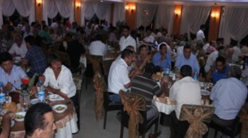 Silifke AK Parti&rsquo;den Istişare Ve Kaynaşma Yemeği