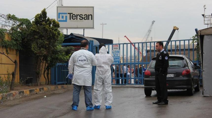 Tuzla Tersanesi'nde Patlama: 1 &Ouml;l&uuml;