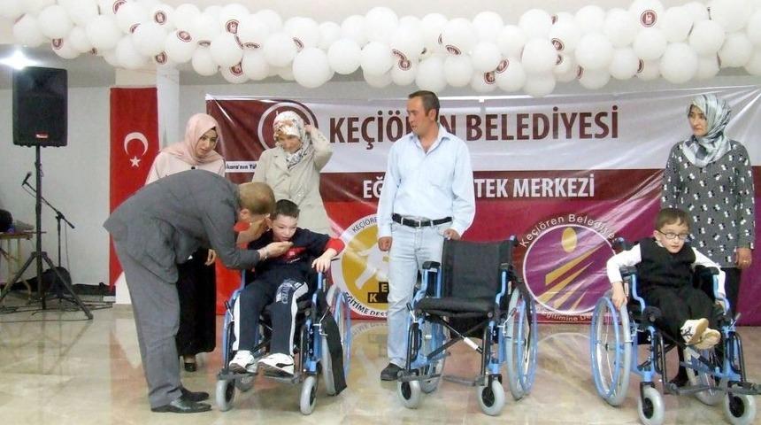 Mavi Kapaklar Engellileri Sevindiriyor