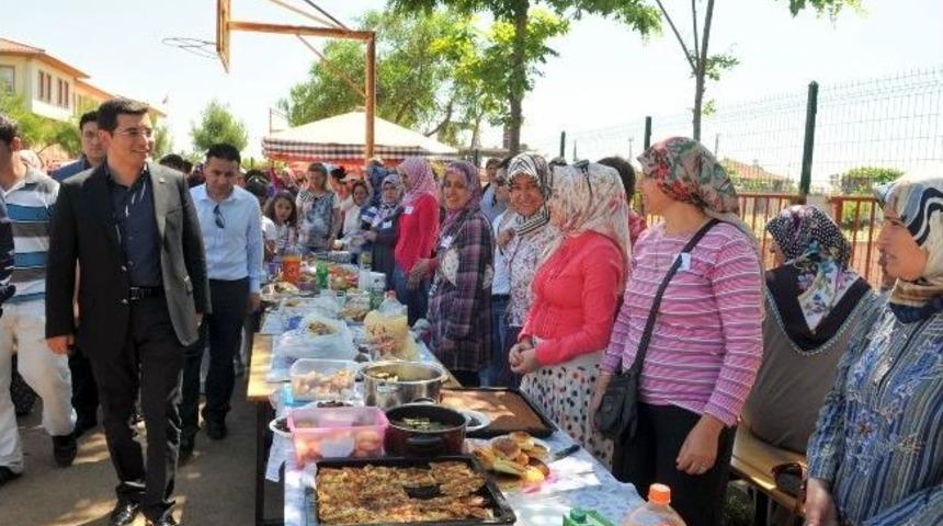 Başkan T&uuml;t&uuml;nc&uuml; Okulların Yıl Sonu Kermeslerine Katıldı