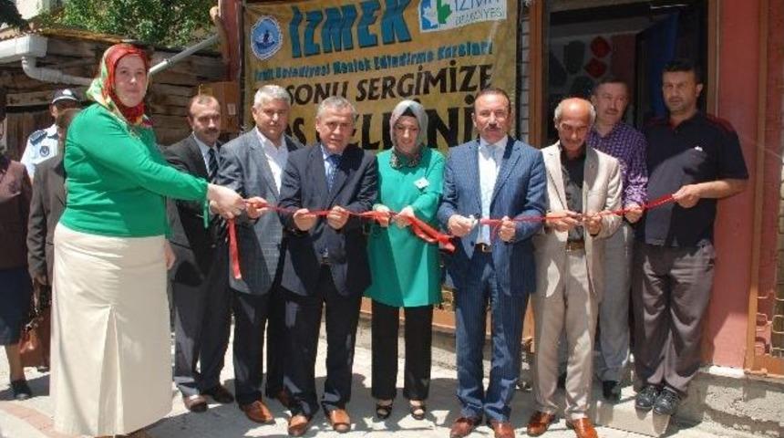 İzmek Kurslarında Yıl Sonu Heyecanı