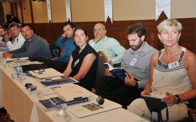 Sel&ccedil;uk, Uluslararası Zirveye Ev Sahipliği Yapıyor 2