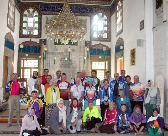 Fransızlar, Kapadokya&rsquo;ya Ve Tarihi Camiye Hayran Kaldı 1