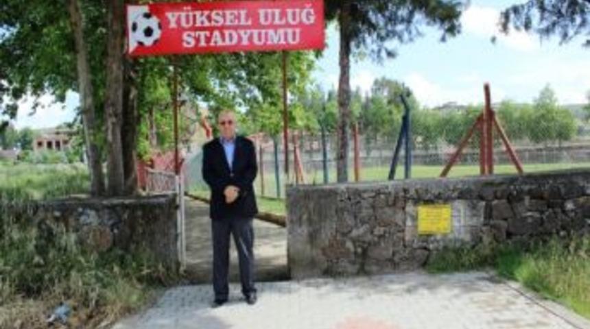Toprakkale Stadına Y&uuml;ksel Uluğ'un Adı Verildi