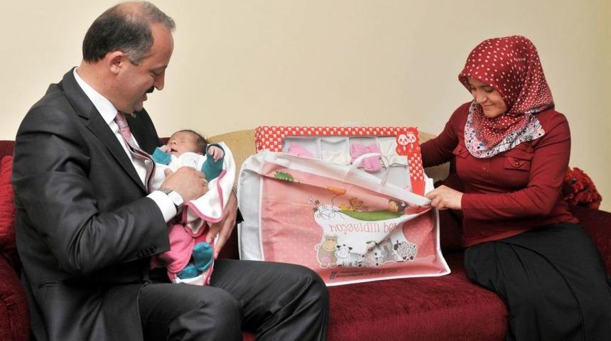 Mamak&rsquo;ta Bebeklere Doğum Hediyesi