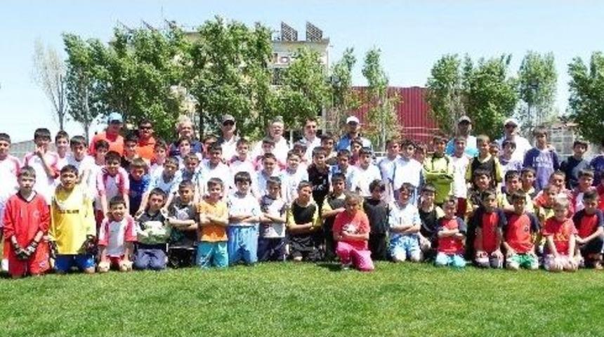 Denizli Belediyespor&rsquo;dan &Ouml;rnek Proje