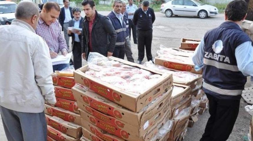 Diyarbakır&rsquo;da Bir Haftada 15 Ton Bozuk Tavuk Eti İmha Edildi