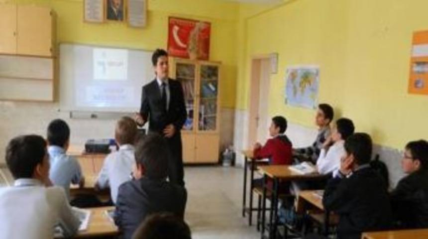 Kütahya'da 'iş Arama Becerileri Ve Meslek Danışmanlığı' Konferansı