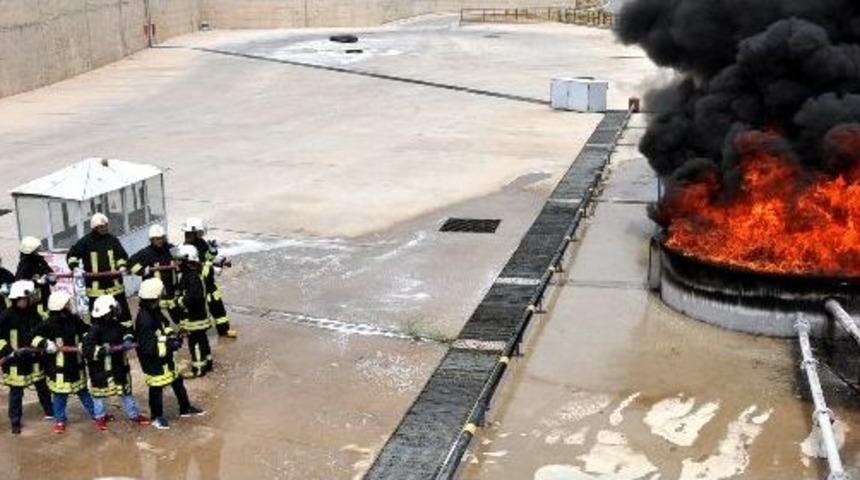 Afad İzmir Ve İtfaiye&rsquo;den Yangın Eğitimi Ve Tatbikatı