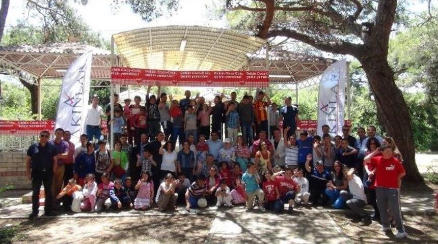 Akınlar A.ş&rsquo;den Engelli &Ccedil;ocuklara Piknik