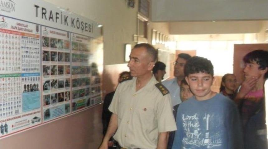 Jandarmadan Okullara 'trafik K&ouml;şesi'