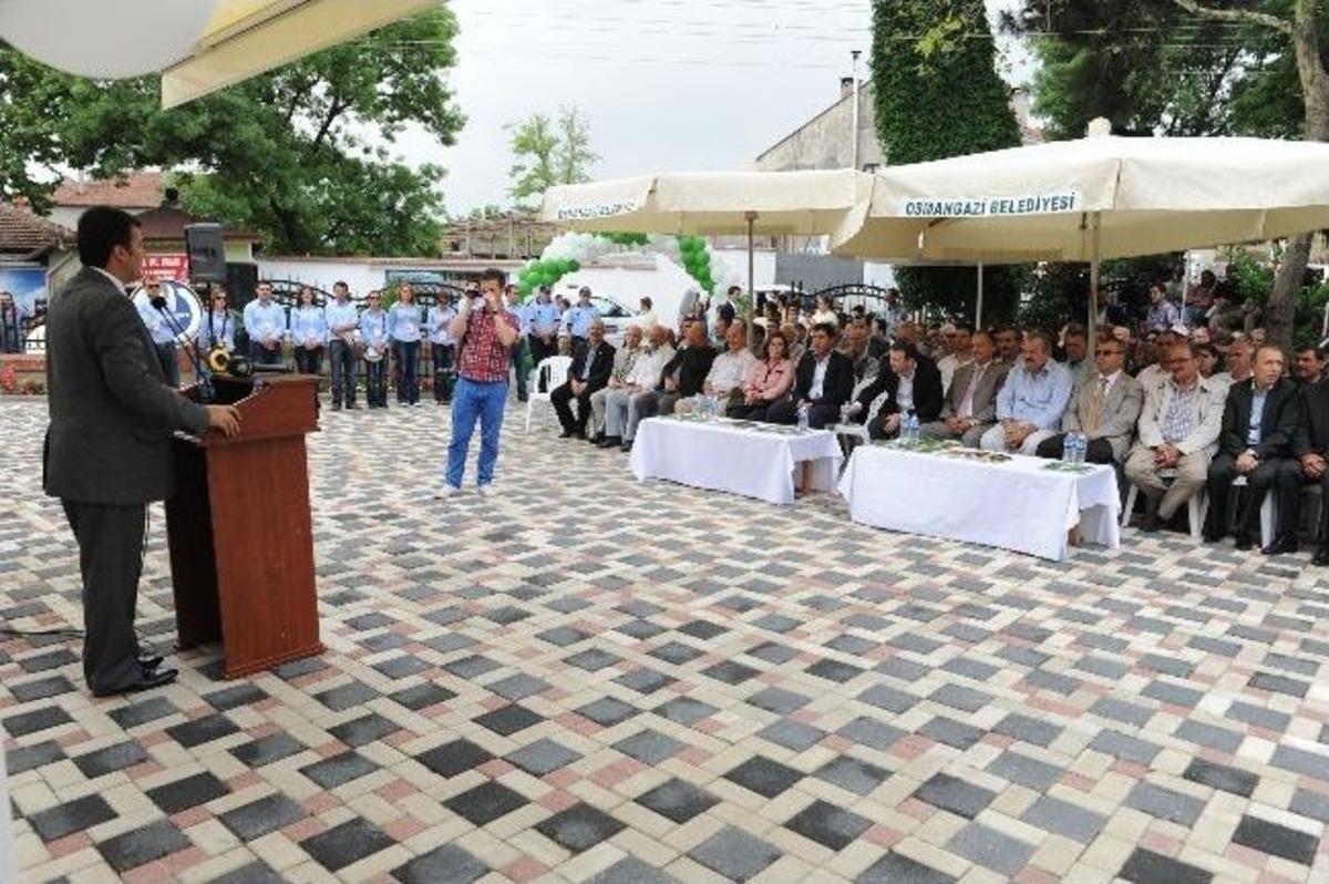 Nil&uuml;ferk&ouml;y Meydanı T&ouml;renle A&ccedil;ıldı