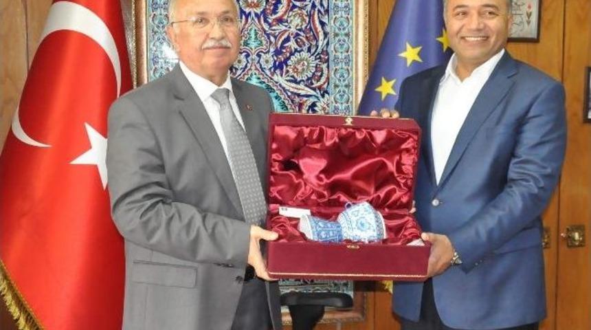 Vali Kenan &Ccedil;ift&ccedil;i'den Başkan İ&ccedil;a Ve K&uuml;tbo&rsquo;ya Veda Ziyareti