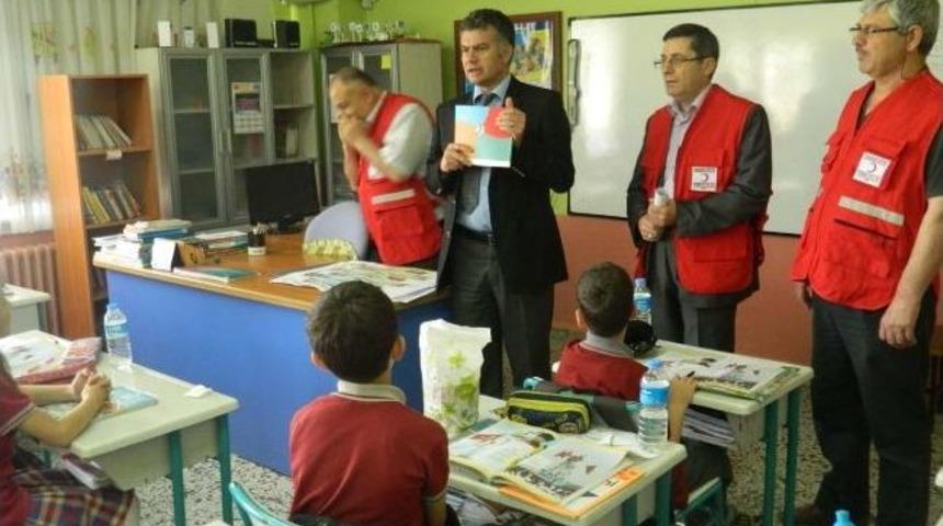 Kızılay&rsquo;dan &Ccedil;an&rsquo;daki İlkokullarag&uuml;venli Yaşam Takvimi