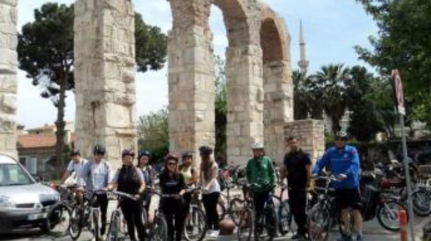 Bisiklet&ccedil;iler Tarihi Belevi Mausoleum&rsquo;a Pedal Basacak