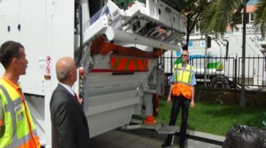 Yeni Nesil &Ccedil;&ouml;p Toplama Ara&ccedil;ları Kadık&ouml;y'de Hizmete Girdi