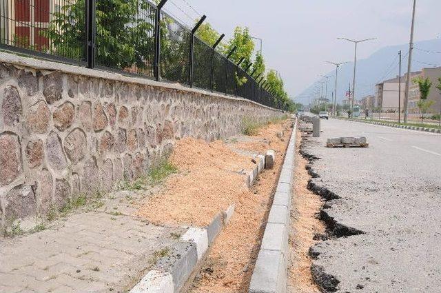 Manisa Belediyesi Güzelyurt’ta Çalışmalara Başladı