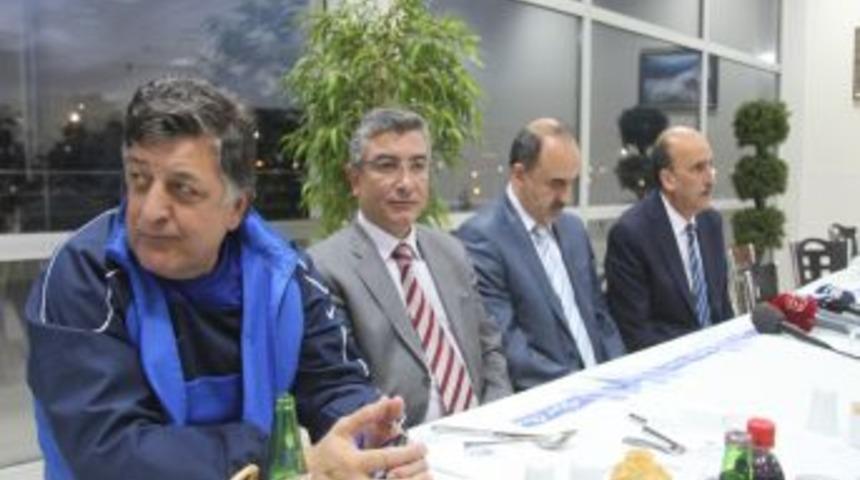 Sanica Boru Elazığspor'dan Basın Mensuplarına Yemek