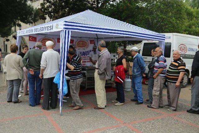 Aydın Belediyesi’nden Kandil Lokması