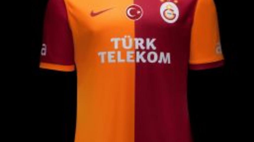 Galatasaray'ın I&ccedil; Sahada Giyeceği Formalar G&ouml;r&uuml;c&uuml;ye &Ccedil;ıktı