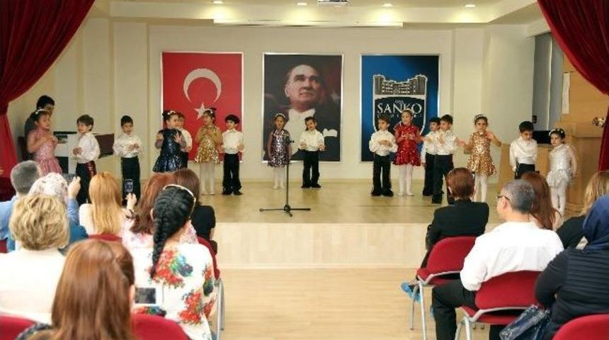 Anasınıfı &Ouml;ğrencilerinden Ailelerine İlkbahar Hediyesi