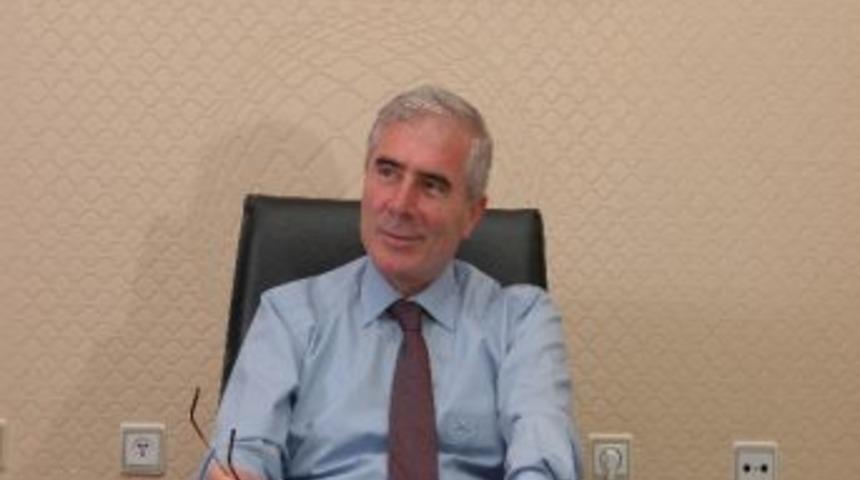 Bakan &Ccedil;elik&rsquo;ten Başkan Yenihan&rsquo;a Teşekk&uuml;r